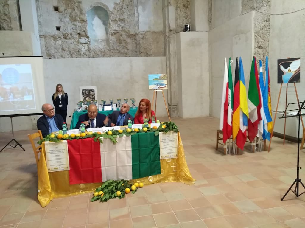 Associazione Culturale Tropea: Onde Mediterranee